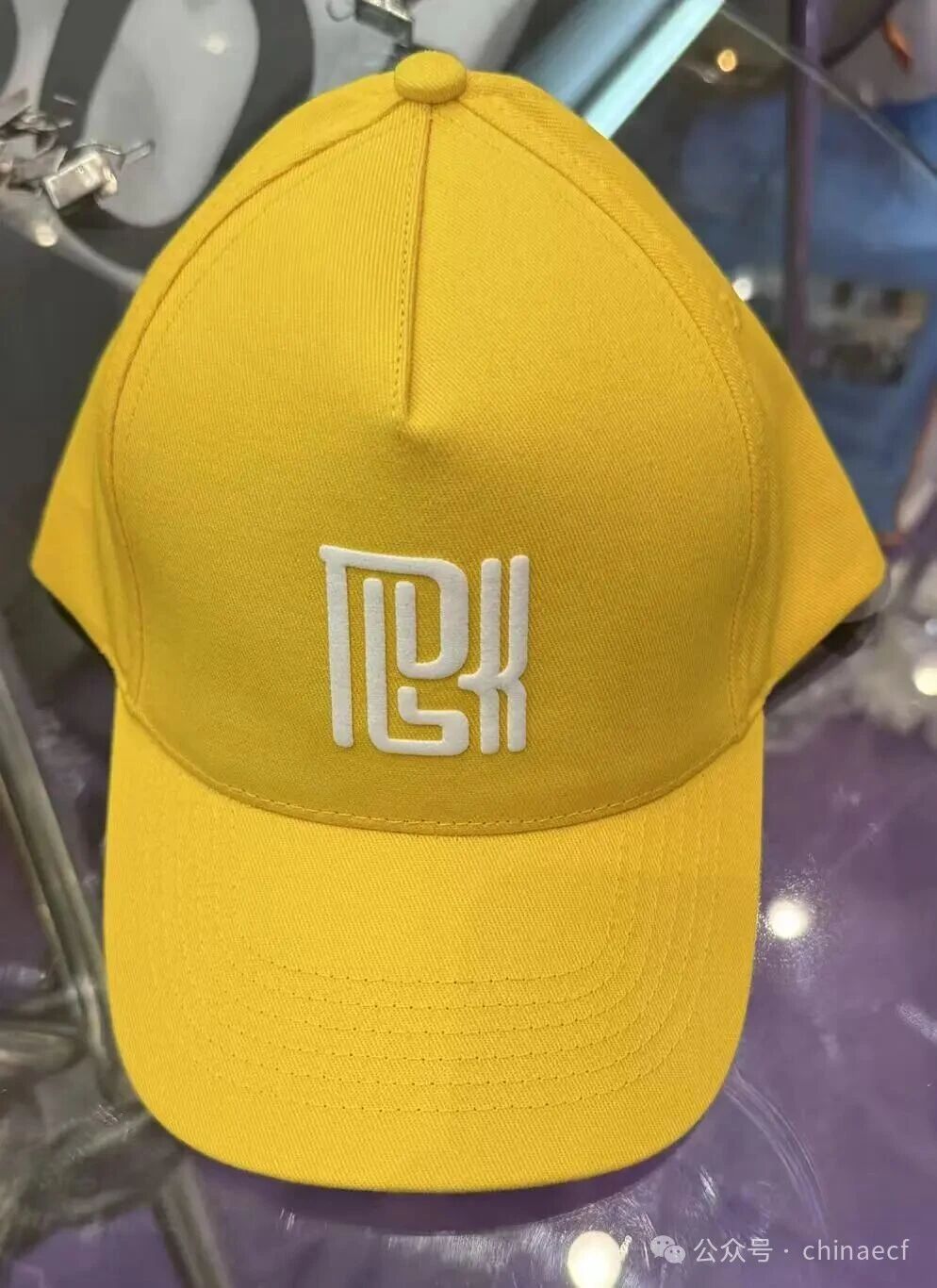 從材料革新到體驗重塑，中國服裝&ldquo;趕海人&rdquo;闖出時尚新航道