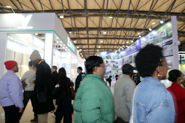 以變應(yīng)變 打開(kāi)外貿(mào)新天地&mdash;&mdash;第34屆華東進(jìn)出口商品交易會(huì)盛大開(kāi)幕