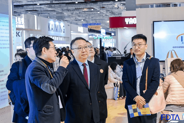 &ldquo;AI+紡織&rdquo;破局轉型痛點！數(shù)字時尚創(chuàng)新空間匯聚全鏈路數(shù)智新科技